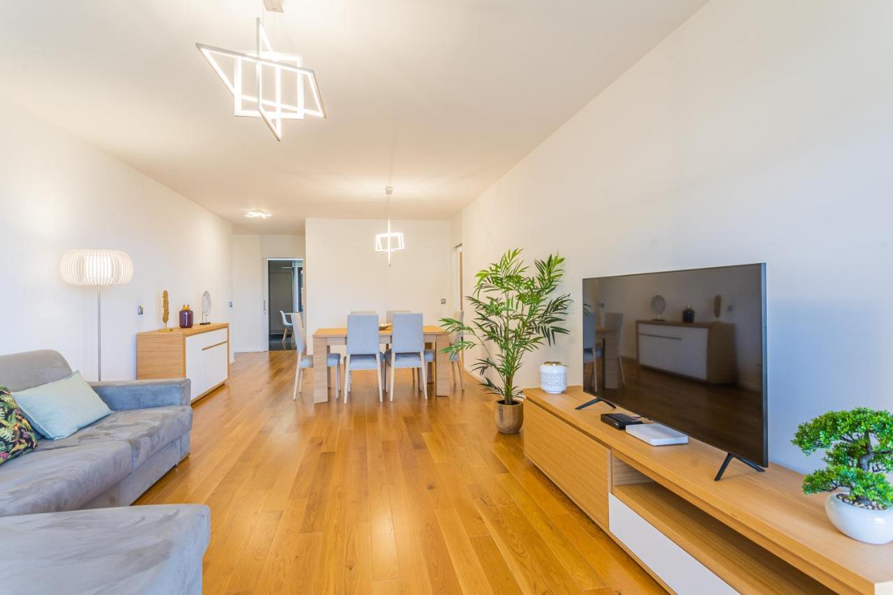 Flh Funchal Balcony Flat With Pool Apartment Екстериор снимка